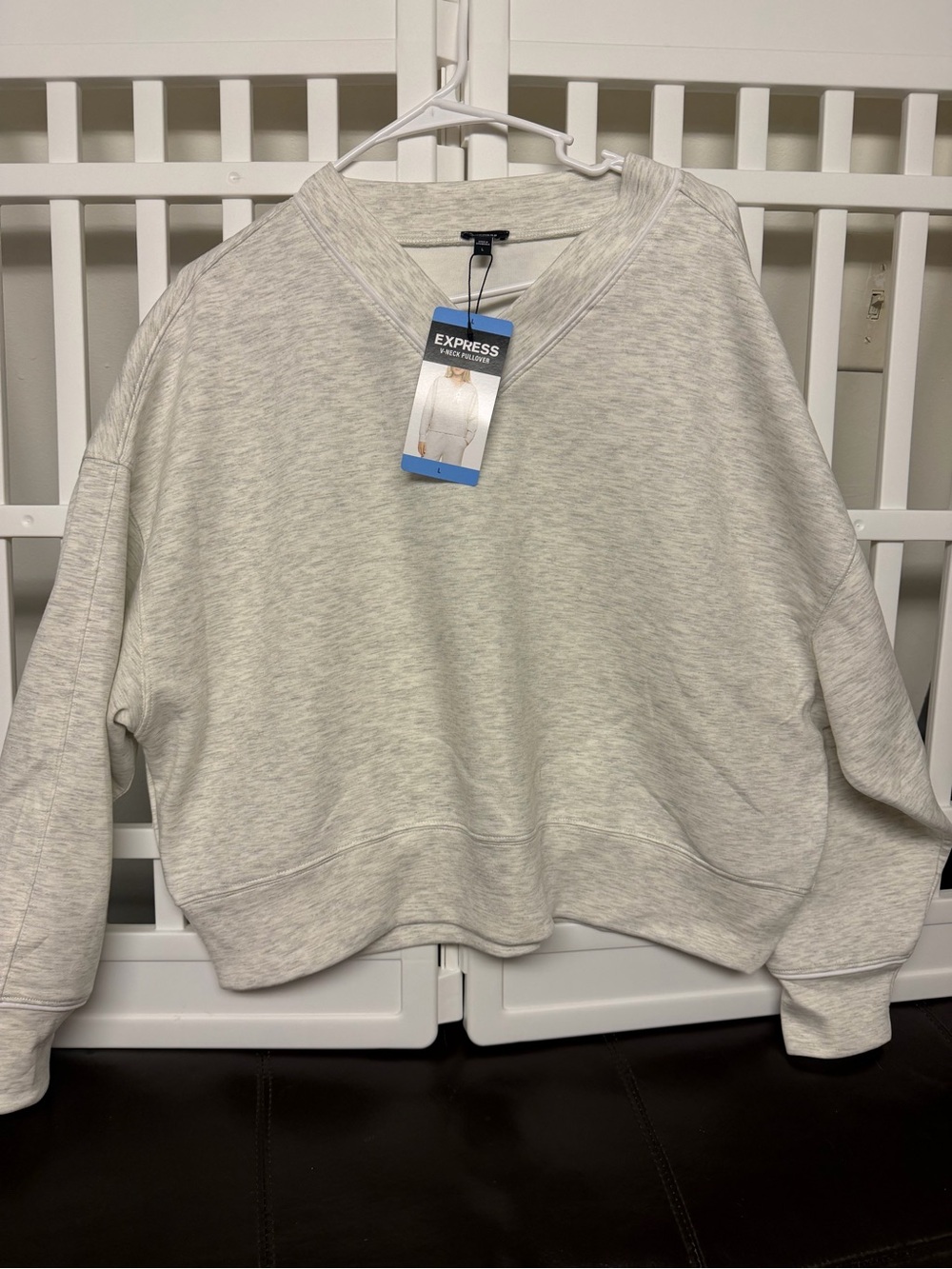 Express Light Heather Gray V-Neck Cropped Sweatshirt